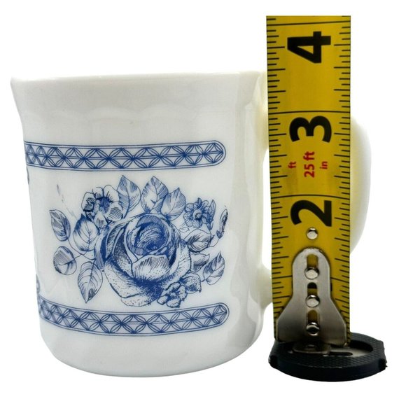White Milk Glass Blue Floral Arcopal France Honorine Mug Coffee Tea Cup 8 oz - Picture 8 of 10